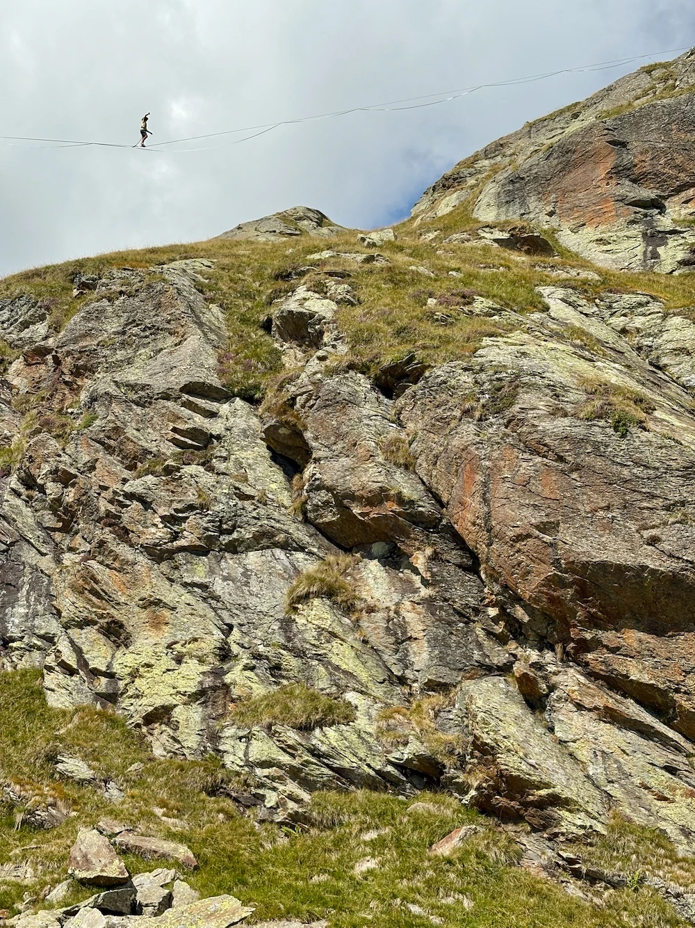 Slackline sopra la cresta